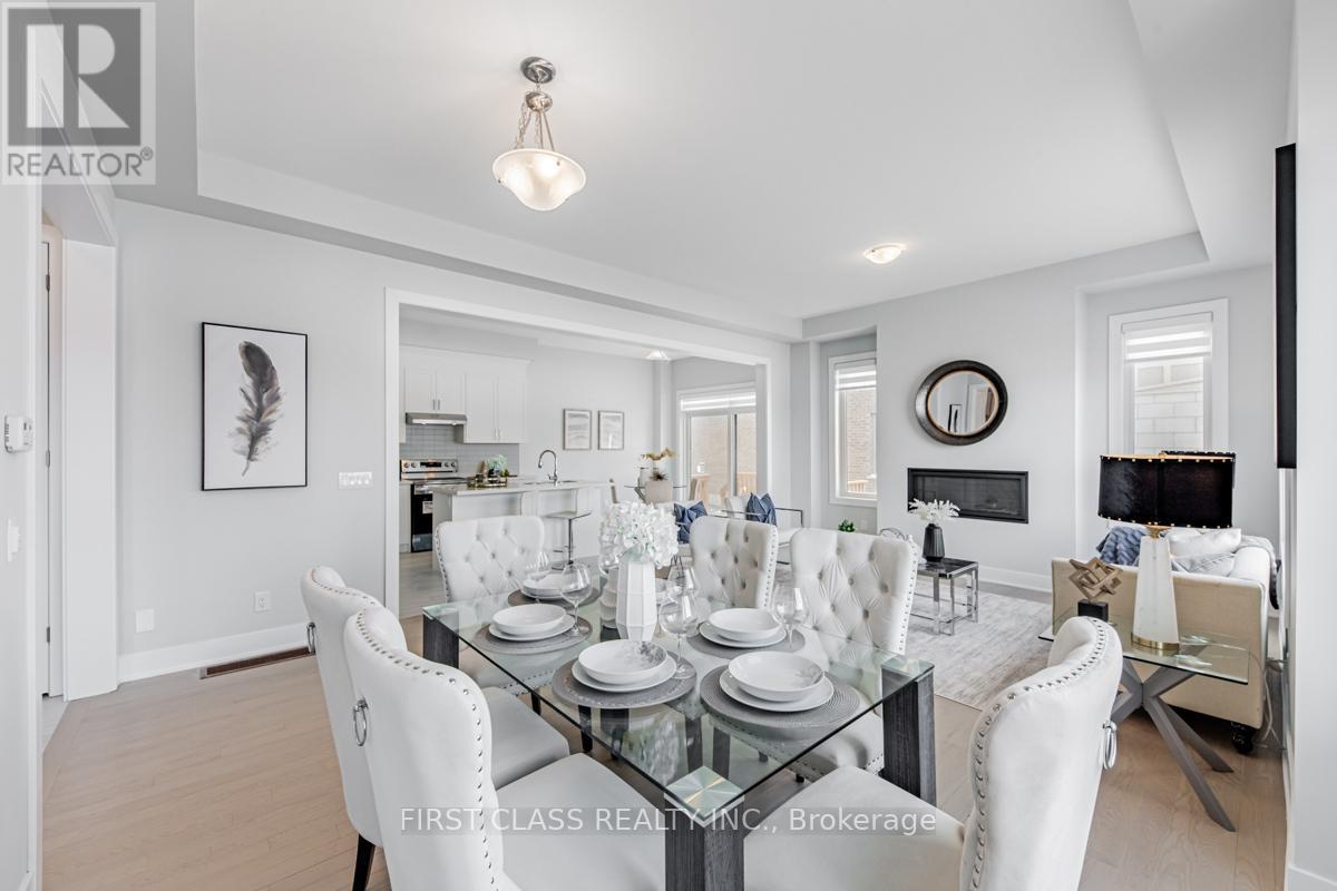 11 Godfrey Willis Drive, Markham, Ontario  L6C 3N2 - Photo 12 - N12207669