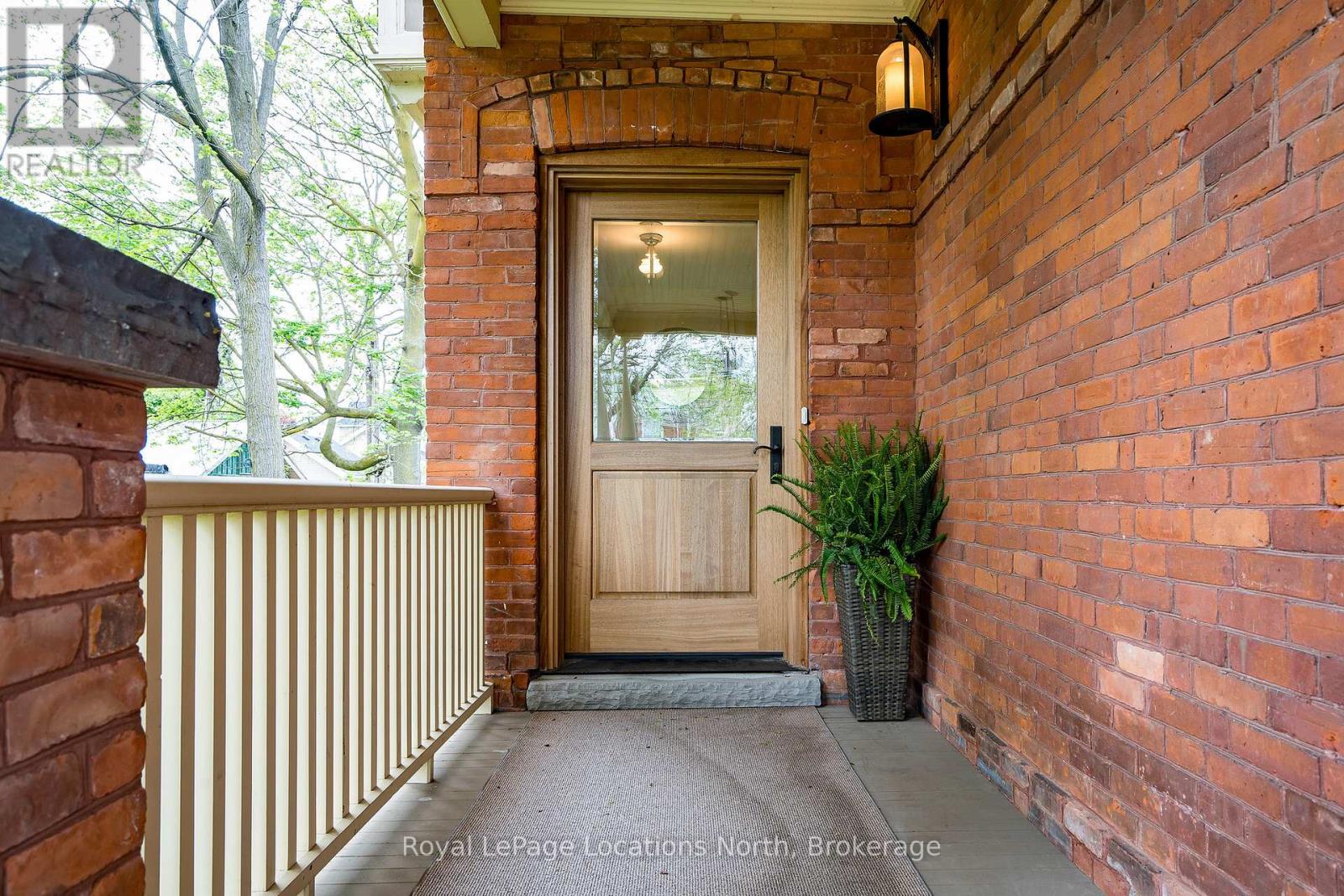 234 Pine Street, Collingwood, Ontario  L9Y 2P2 - Photo 4 - S12207796