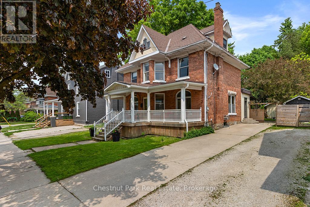 689 4TH AVENUE E, Owen Sound, Ontario