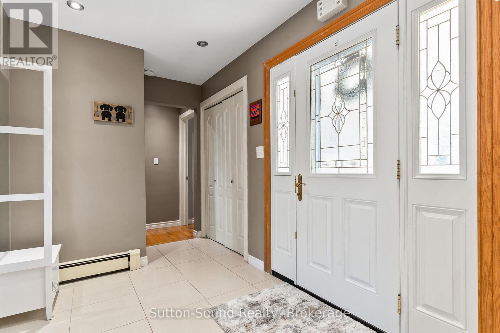 232 4th Avenue, Hanover, Ontario  N4N 2B5 - Photo 5 - X12207760