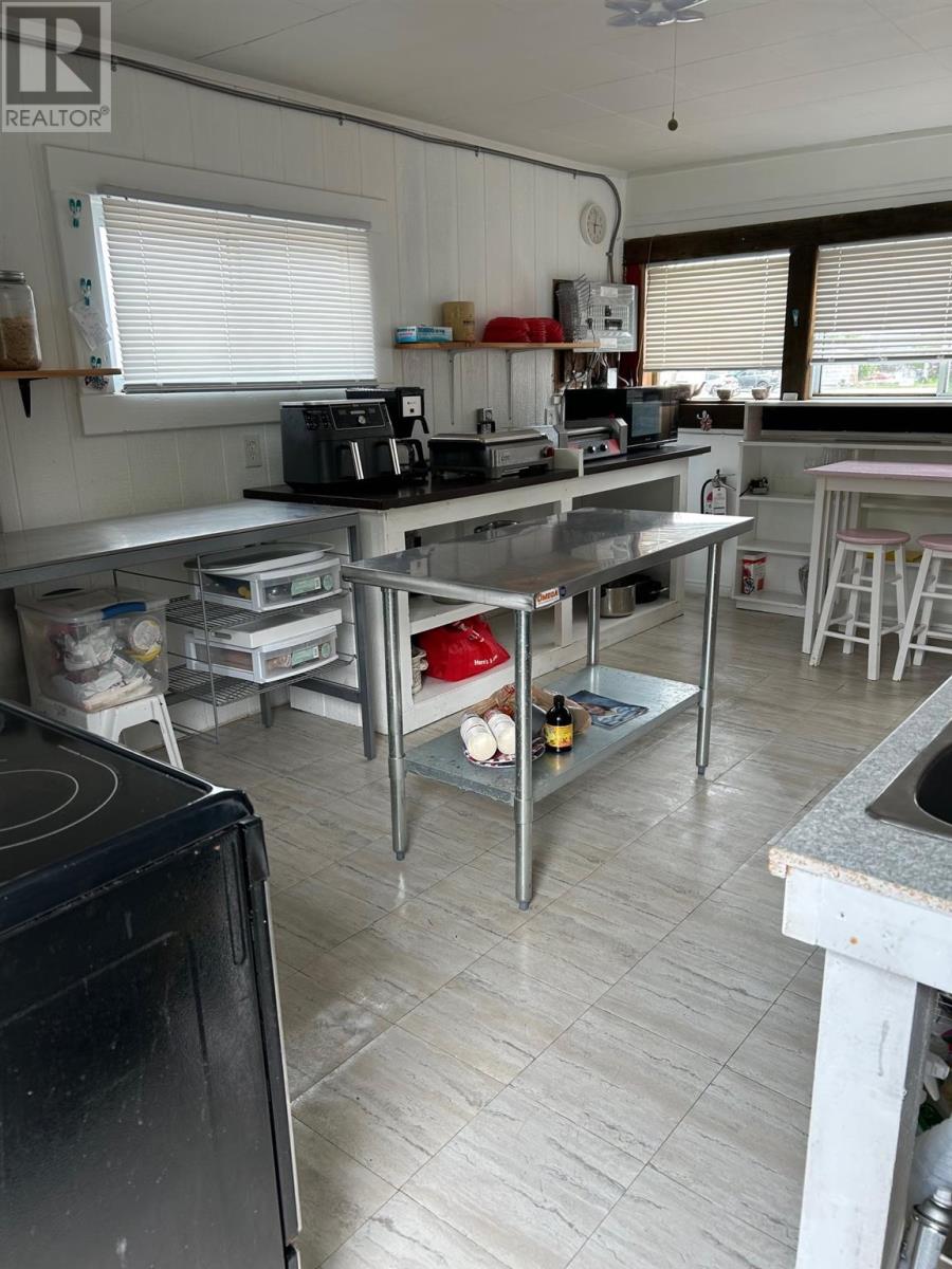 3112 Marks St, Hilton Beach, Ontario  P0R 1G0 - Photo 3 - SM251476
