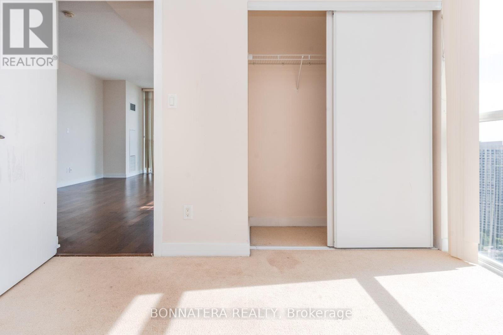 3202 - 4070 Confederation Parkway, Mississauga, Ontario  L5B 0E9 - Photo 34 - W12207632