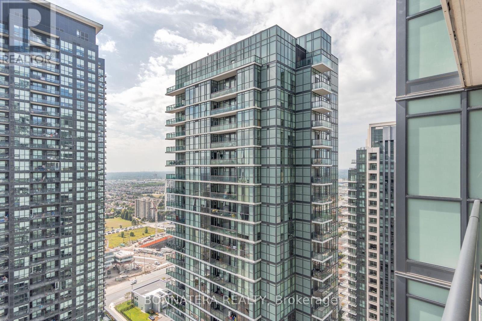 3202 - 4070 Confederation Parkway, Mississauga, Ontario  L5B 0E9 - Photo 38 - W12207632