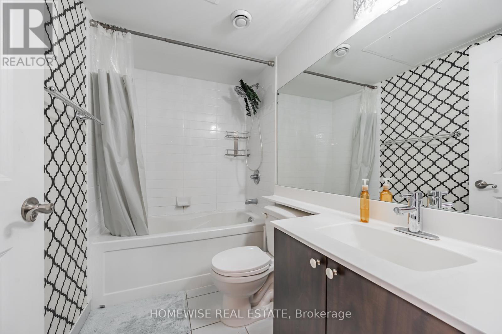 717 - 1070 Sheppard Avenue W, Toronto, Ontario  M3J 0G8 - Photo 12 - W12207634