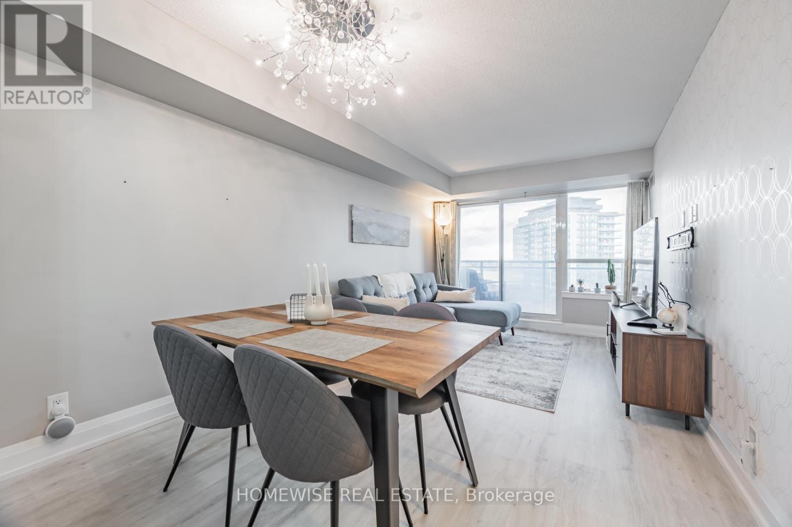 717 - 1070 Sheppard Avenue W, Toronto, Ontario  M3J 0G8 - Photo 6 - W12207634