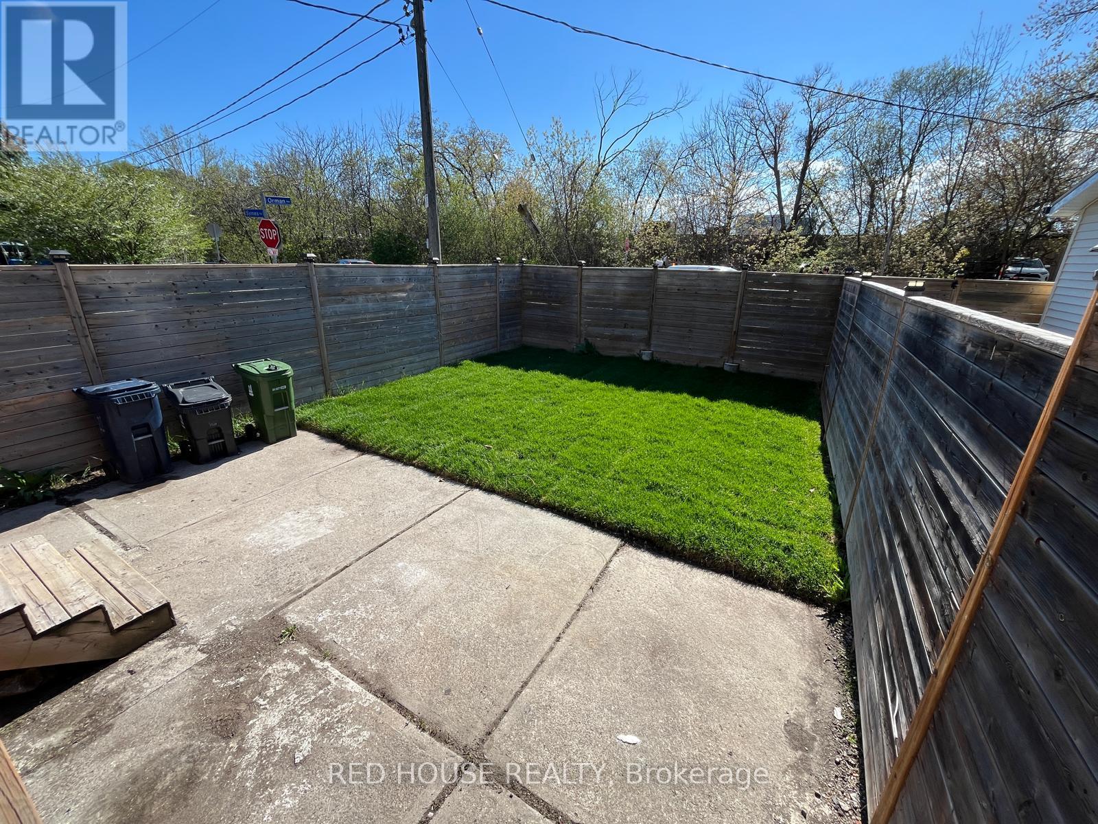 2 Hilldale Road, Toronto, Ontario  M6N 3Y2 - Photo 15 - W12207682