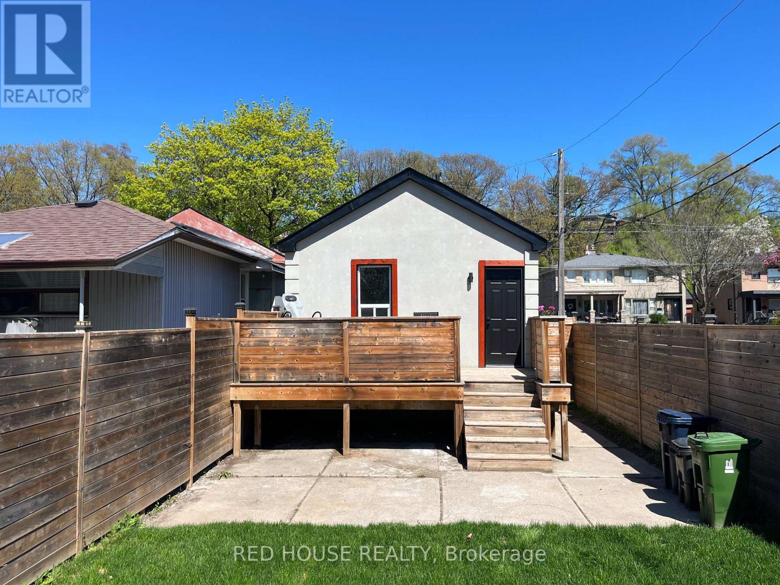 2 Hilldale Road, Toronto, Ontario  M6N 3Y2 - Photo 16 - W12207682