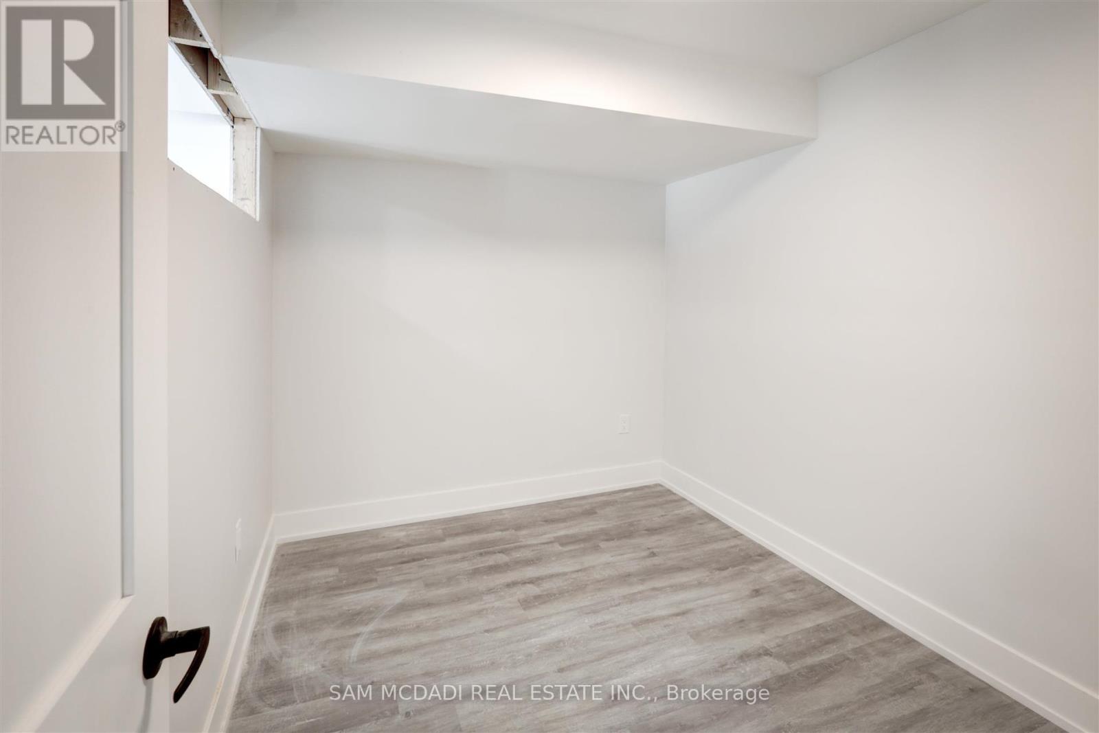 177 Aldercrest Road, Toronto, Ontario  M8W 4J2 - Photo 12 - W12207694