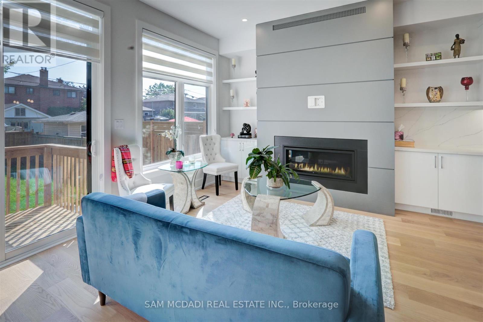 177 Aldercrest Road, Toronto, Ontario  M8W 4J2 - Photo 6 - W12207694