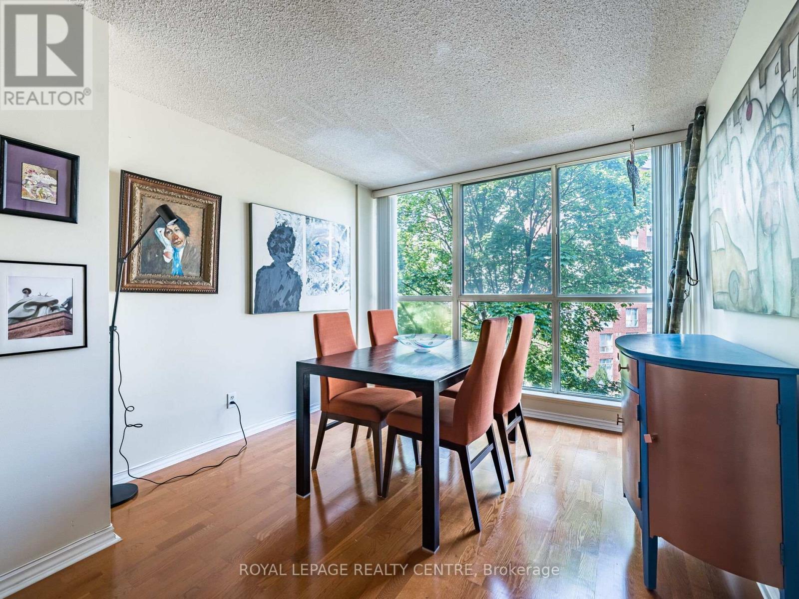 402 - 20 Southport Street, Toronto (High Park-Swansea), Ontario  M6S 4Y8 - Photo 15 - W12207700