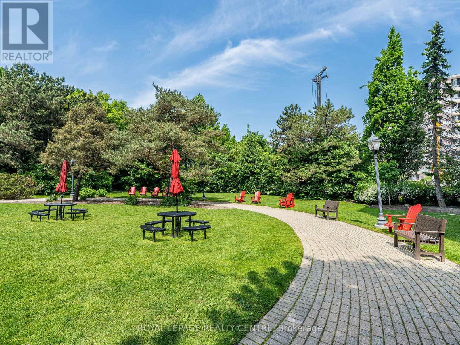 402 - 20 Southport Street, Toronto (High Park-Swansea), Ontario  M6S 4Y8 - Photo 47 - W12207700
