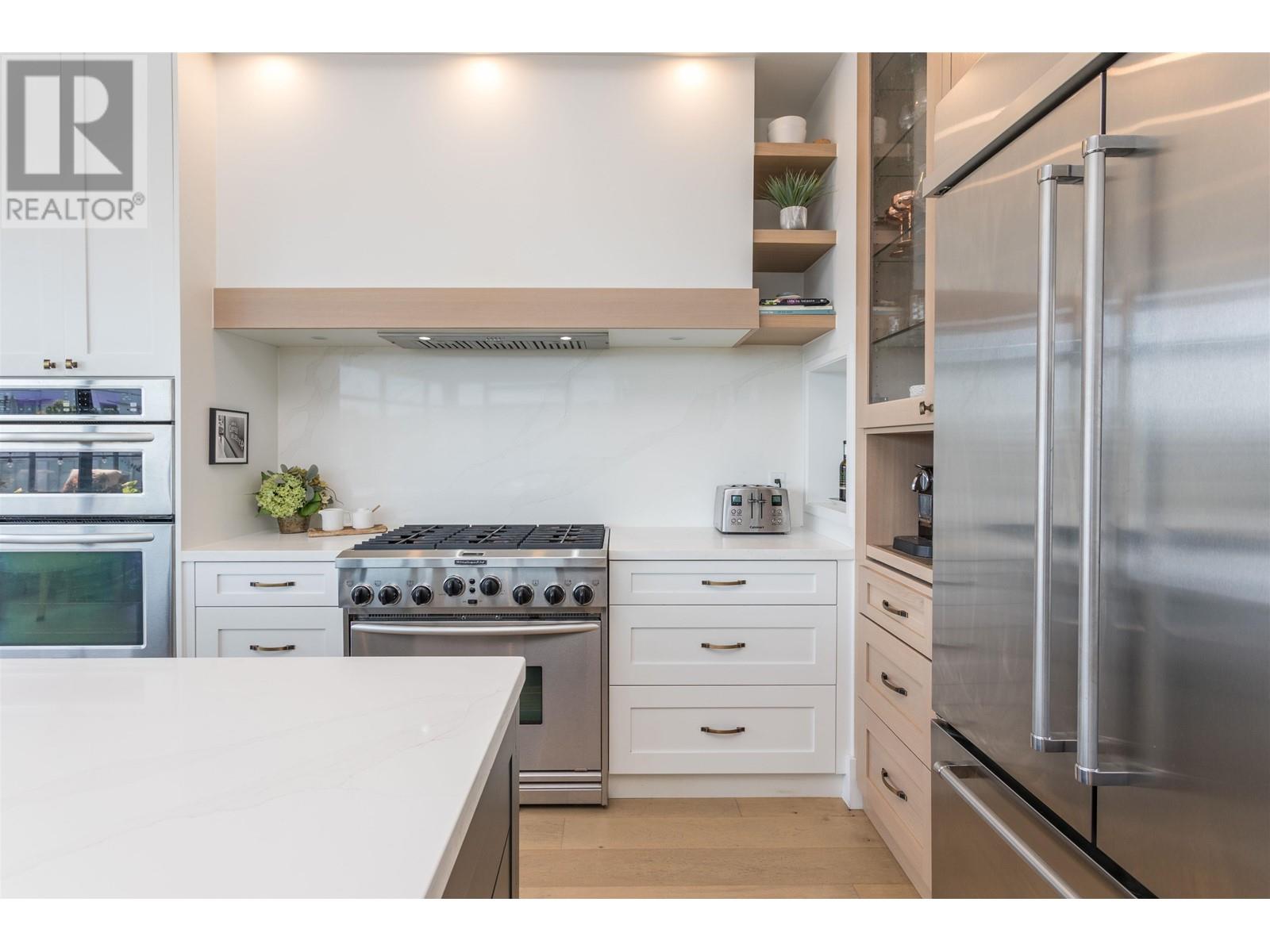 2702 400 Capilano Road, Port Moody, British Columbia  V3H 0E1 - Photo 8 - R3012946