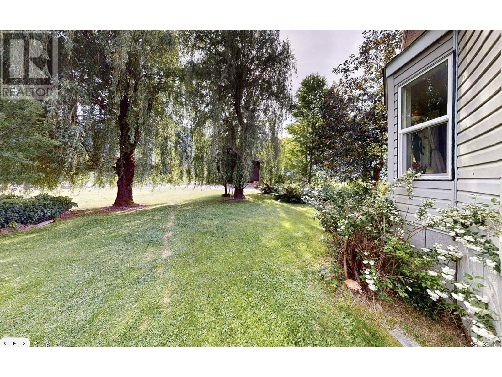 945 Erickson Road, Pemberton, British Columbia  V0N 2L2 - Photo 5 - R3005603