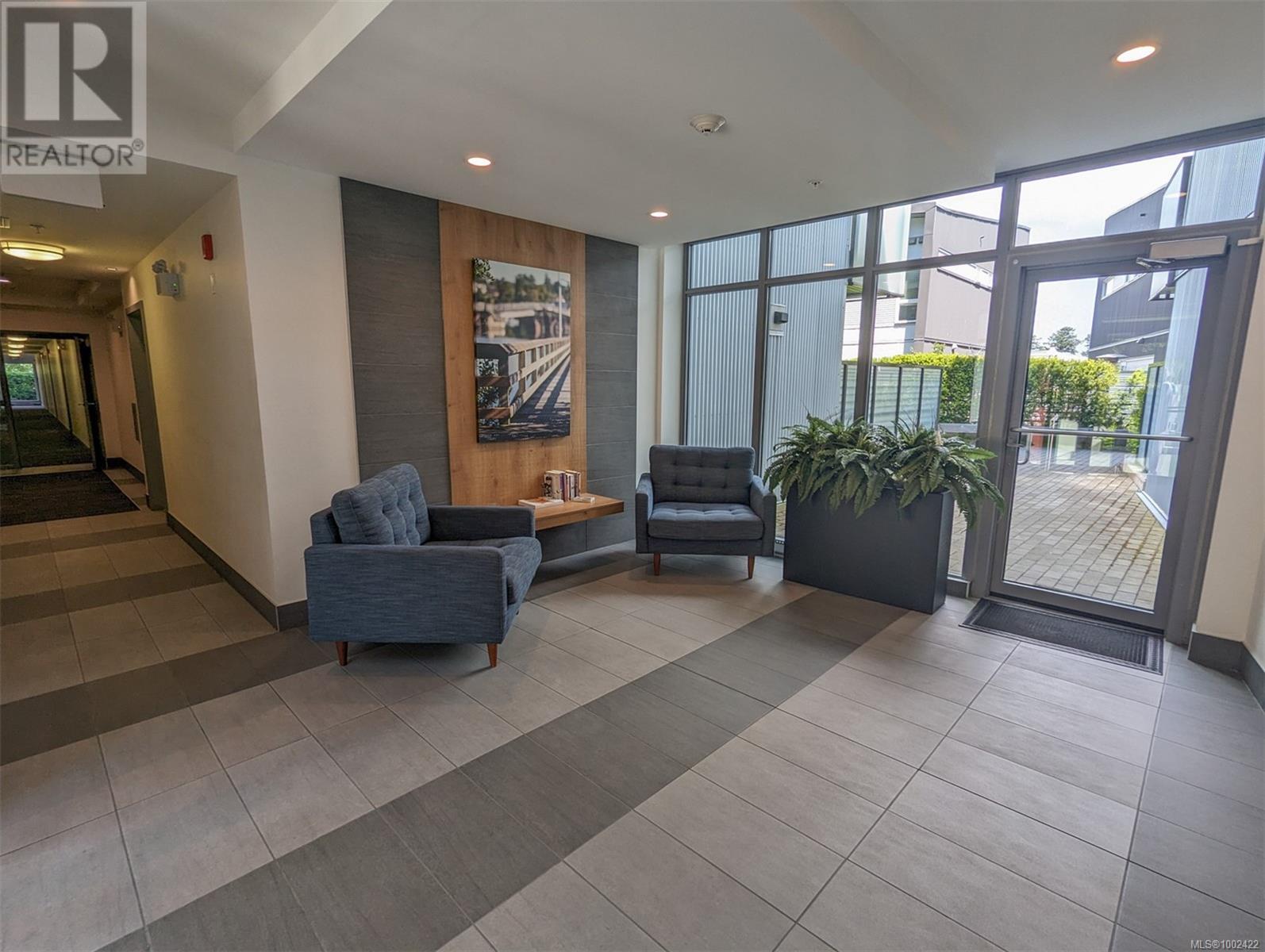 414 767 Tyee Rd, Victoria, British Columbia V9A 0G5 - Photo 3 - 1002422