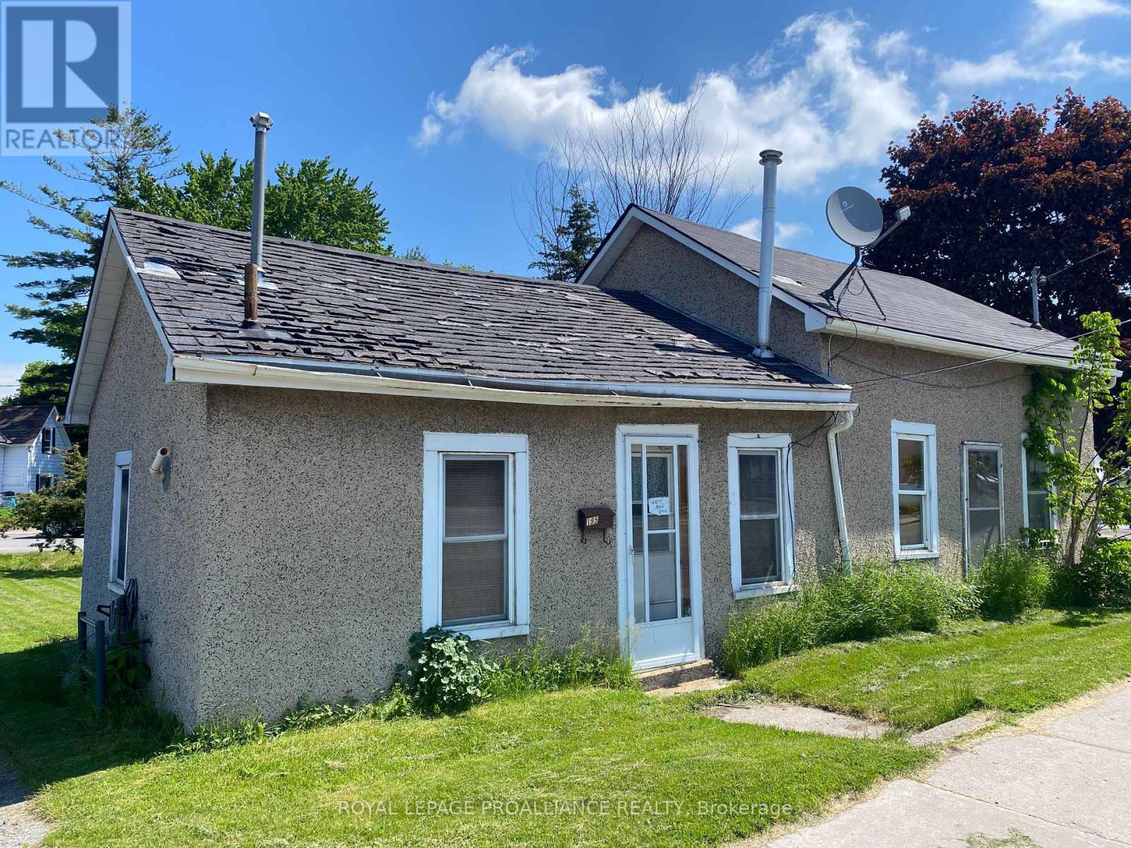 195 Belleville Road, Greater Napanee, Ontario  K7R 2R4 - Photo 4 - X12185618