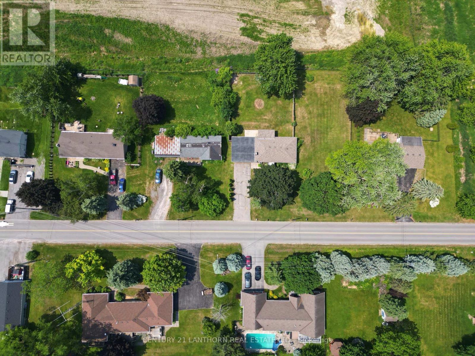 151 Avonlough Road W, Belleville, Ontario  K8N 4Z2 - Photo 12 - X12190093