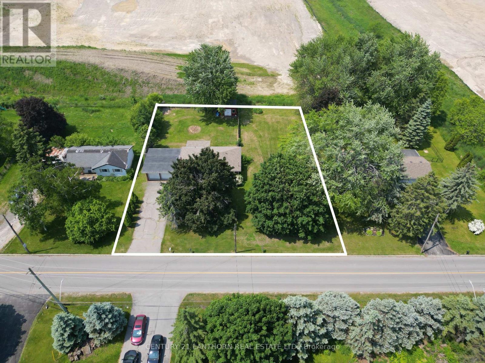 151 Avonlough Road W, Belleville, Ontario  K8N 4Z2 - Photo 14 - X12190093