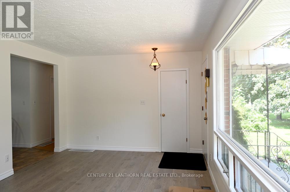 151 Avonlough Road W, Belleville, Ontario  K8N 4Z2 - Photo 25 - X12190093