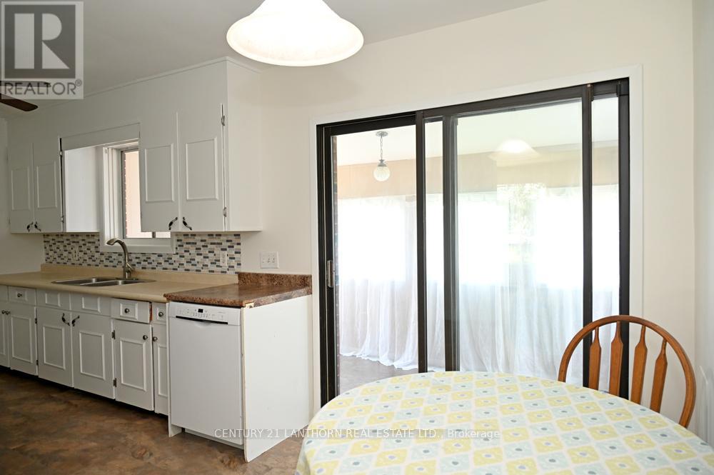 151 Avonlough Road W, Belleville, Ontario  K8N 4Z2 - Photo 31 - X12190093
