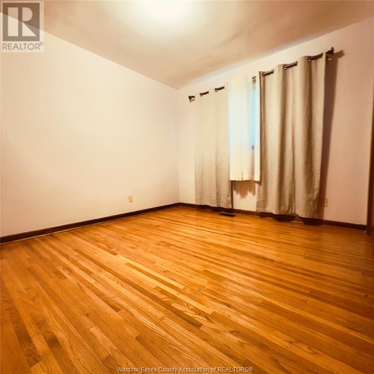 2585 Randolph Avenue, Windsor, Ontario  N9E 3E1 - Photo 9 - 25014356