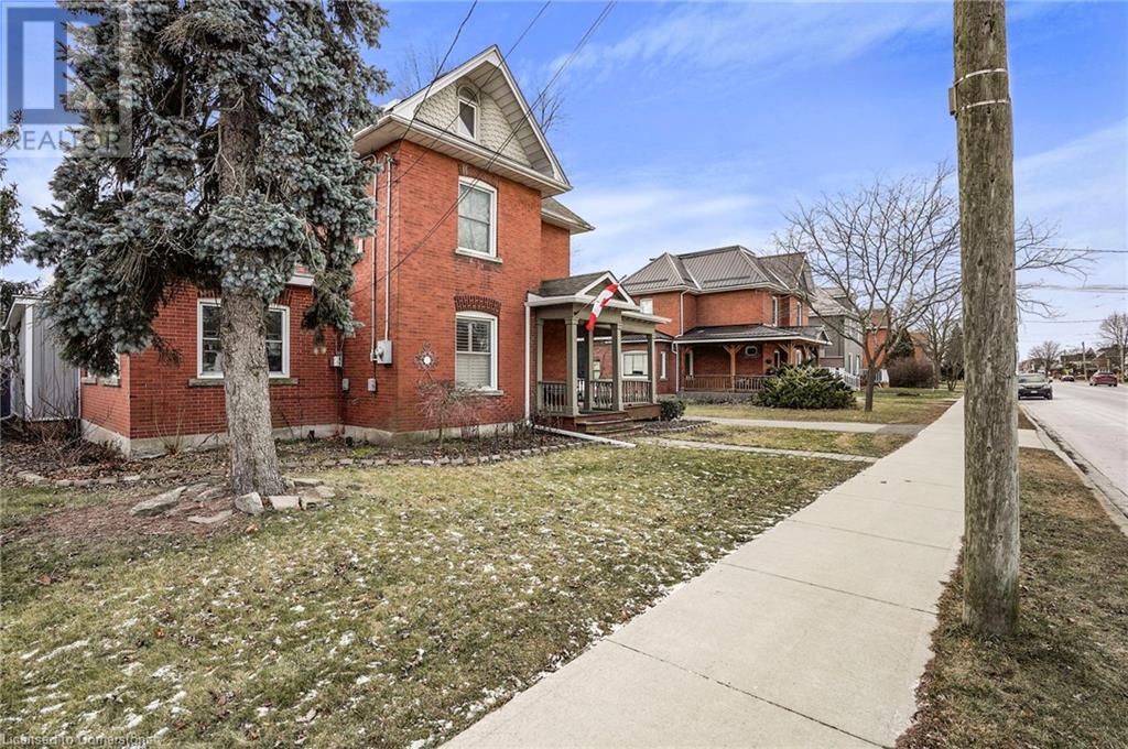Property at 66 KING Street E image 4