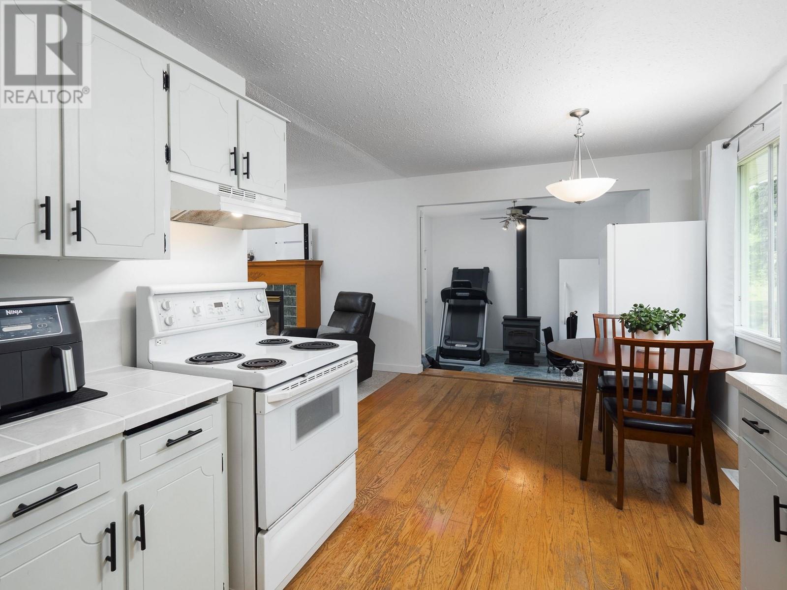18130 Walnut Road, Prince George, British Columbia  V2K 5V5 - Photo 7 - R3012992