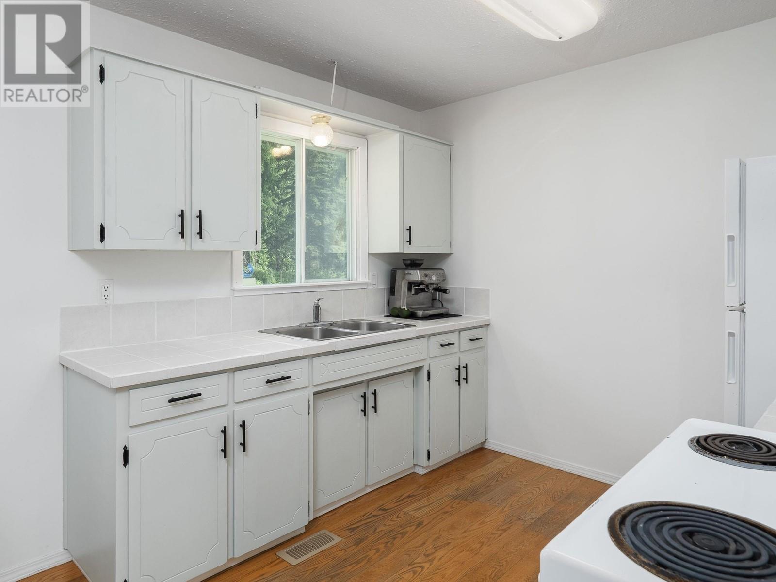 18130 Walnut Road, Prince George, British Columbia  V2K 5V5 - Photo 5 - R3012992