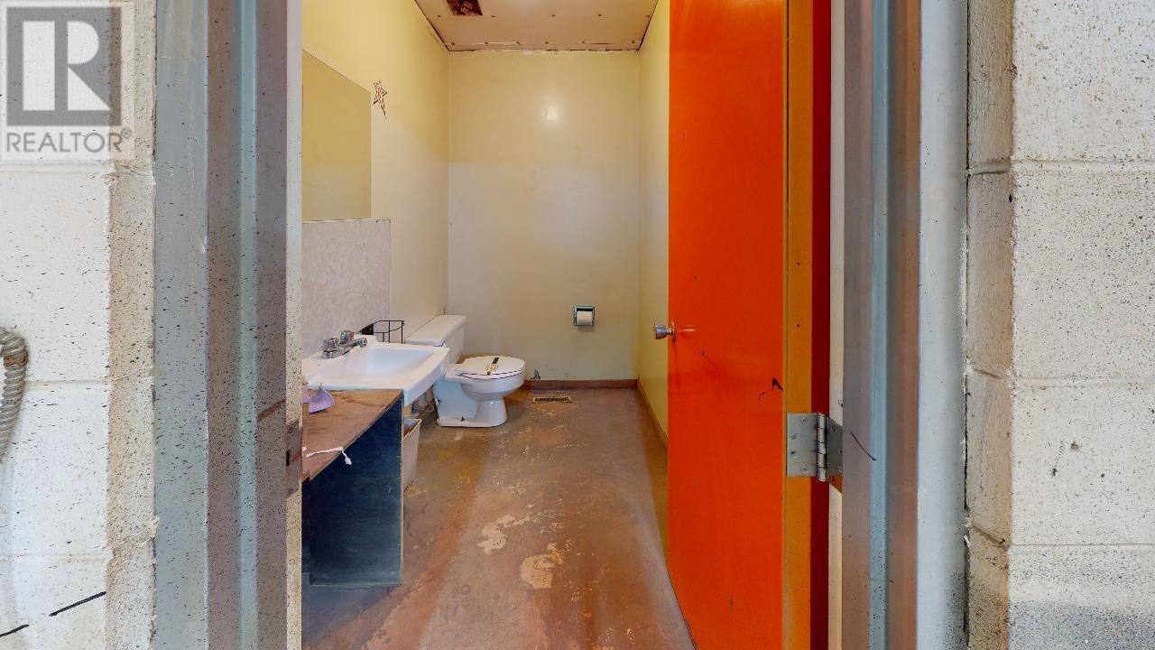 10916-10920 100 Avenue, Fort St. John, British Columbia  V1J 1Z6 - Photo 24 - C8069846