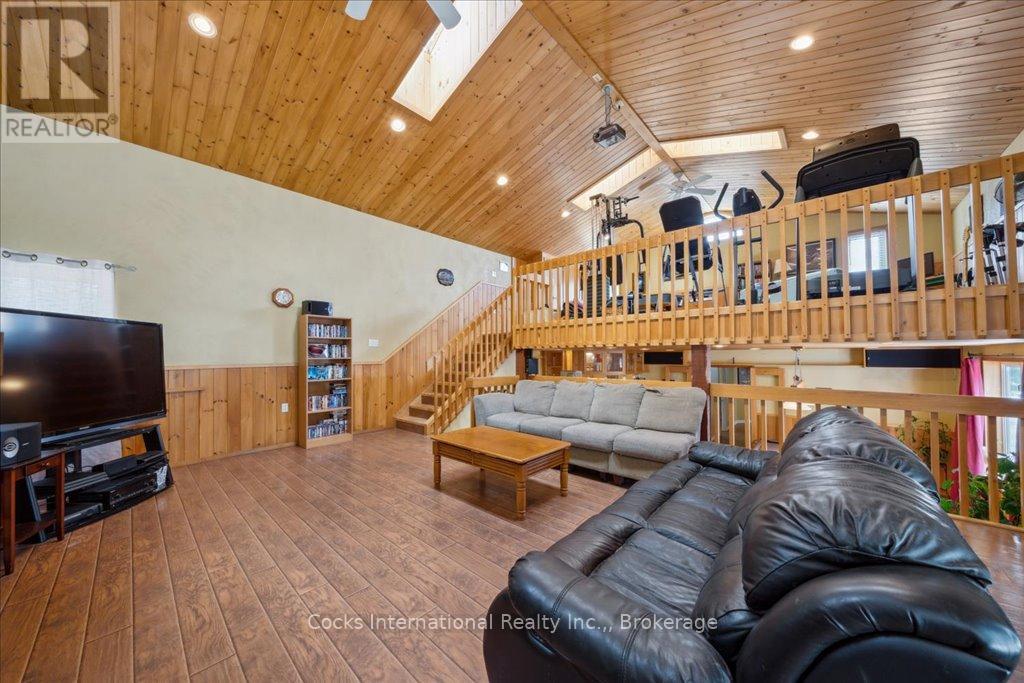 206 On-141 Highway, Huntsville, Ontario  P0B 1M0 - Photo 28 - X12080881