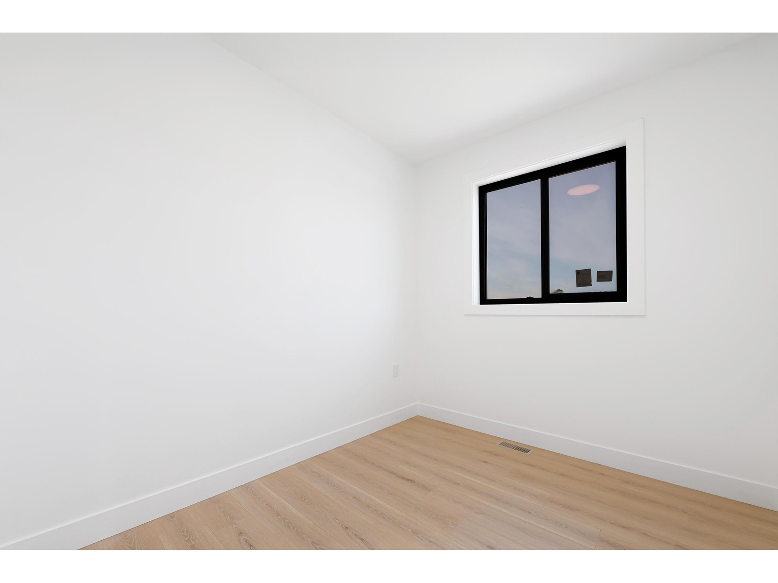 7641 197 Street, Langley, British Columbia  V2Y 3T4 - Photo 32 - R3011112