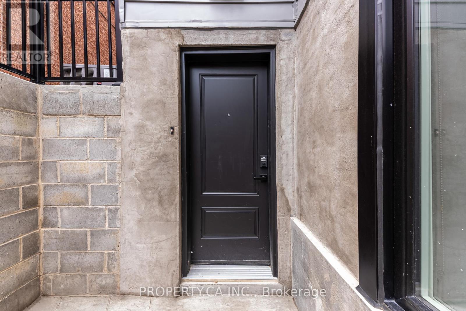 Lower - 885b Dovercourt Road, Toronto, Ontario  M6H 2X6 - Photo 22 - W12206774