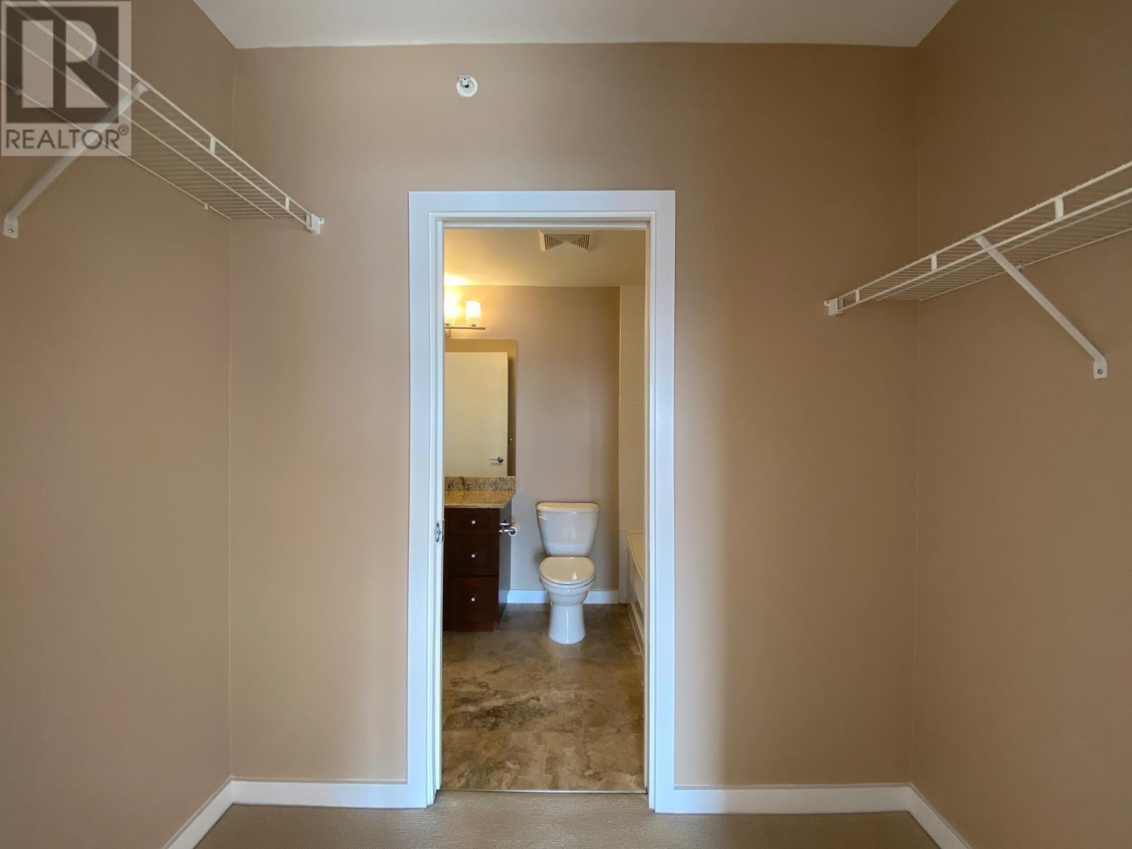2503 280 Ross Drive, New Westminster, British Columbia  V3L 0C2 - Photo 5 - R3012844