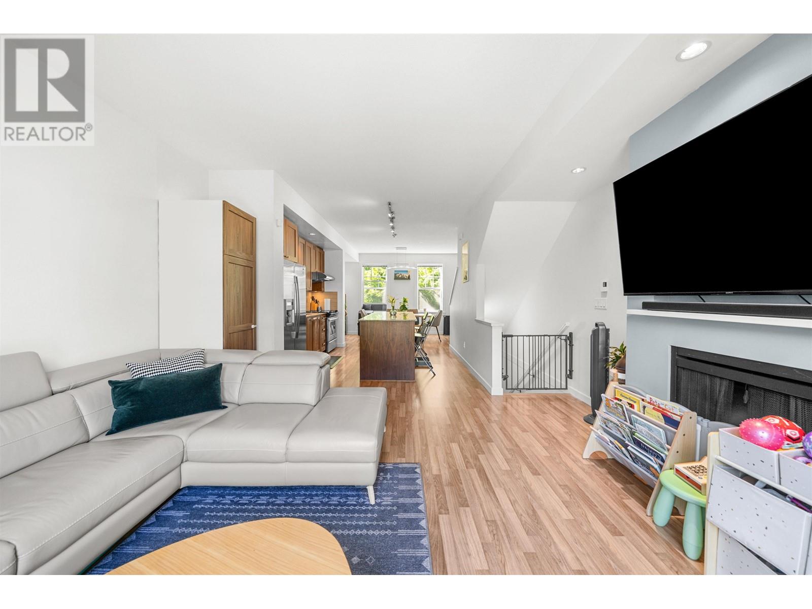 91 688 Edgar Avenue, Coquitlam, British Columbia  V3K 0A5 - Photo 4 - R3012957