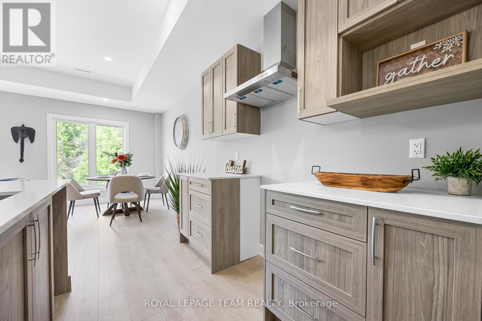 332 Lewis Street W, Merrickville-Wolford, Ontario  K0G 1N0 - Photo 8 - X12170722