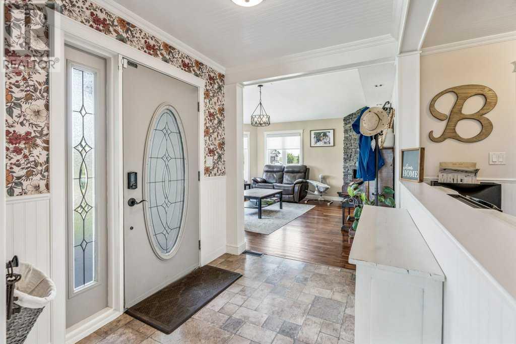 918 Centennial Avenue, Nobleford, Alberta  T0L 1S0 - Photo 5 - A2229207