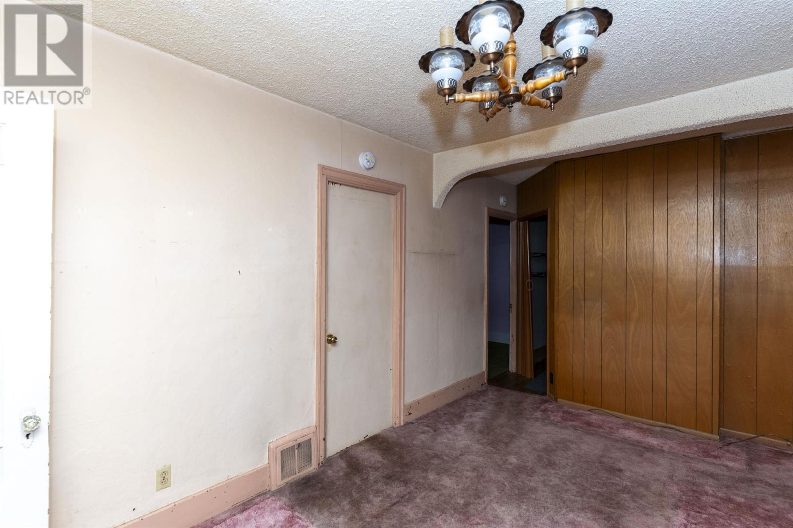 903 Centre Ave, Thunder Bay, Ontario  P7E 2X4 - Photo 10 - TB251257