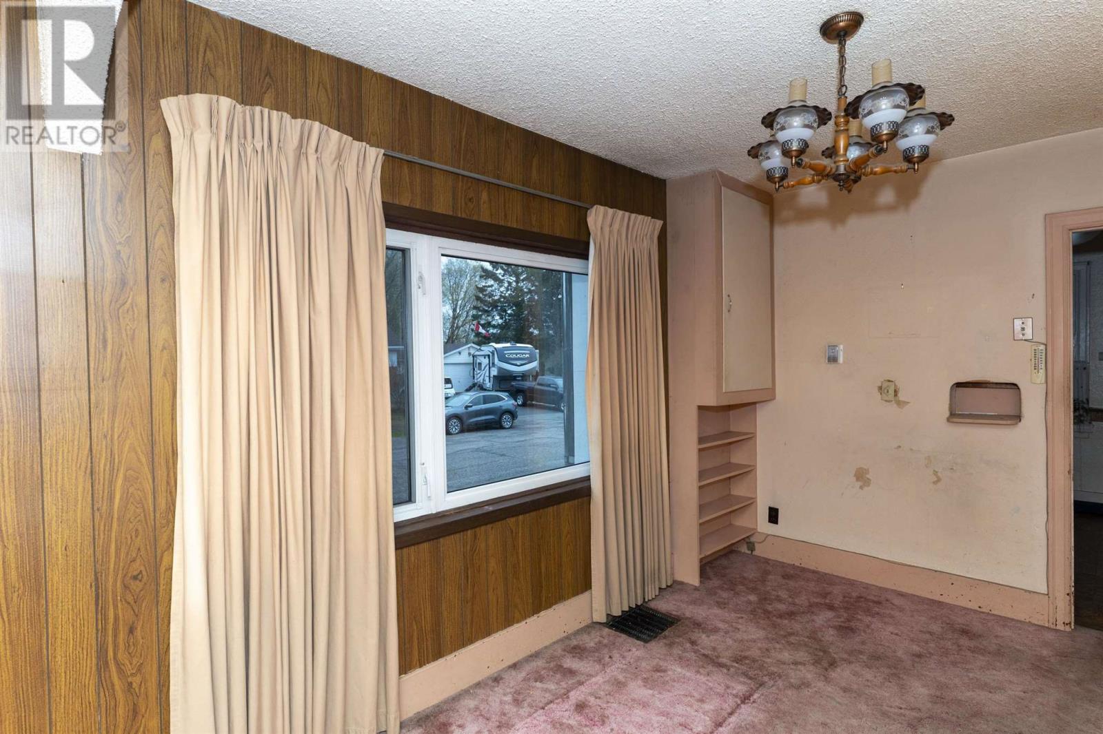 903 Centre Ave, Thunder Bay, Ontario  P7E 2X4 - Photo 7 - TB251257