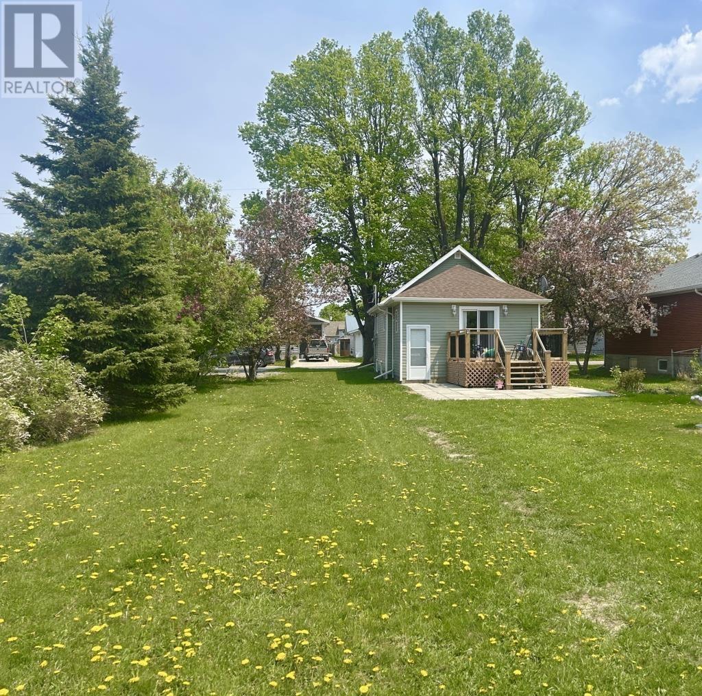 817 Phair Avenue, Fort Frances, Ontario  P9A 2M5 - Photo 28 - TB251368