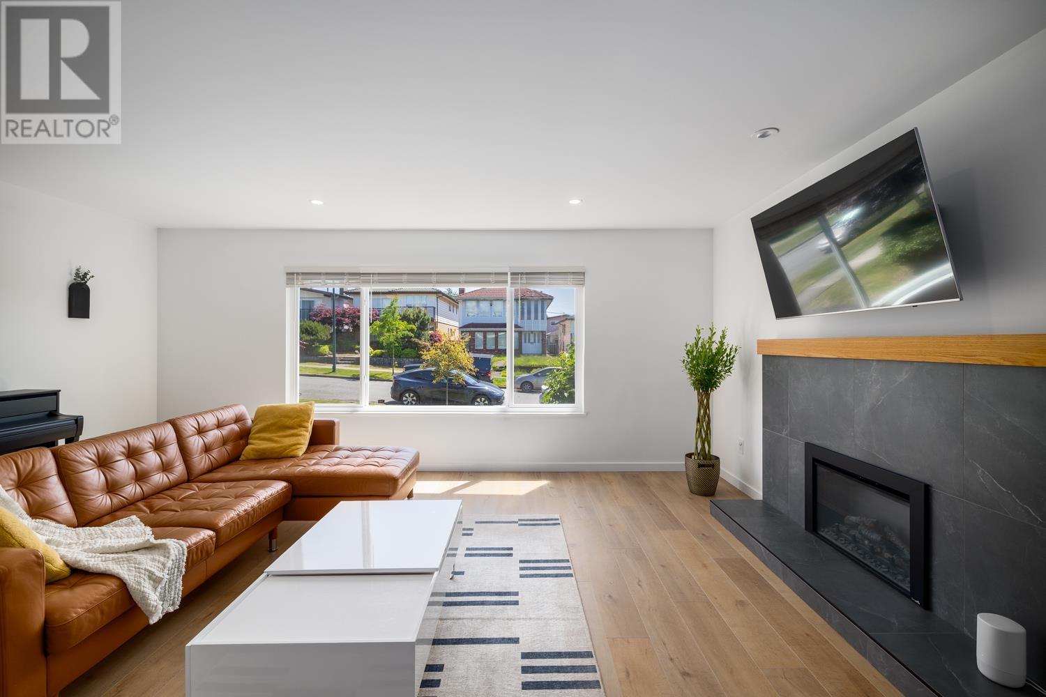 3151 E 23rd Avenue, Vancouver, British Columbia  V5R 1B4 - Photo 4 - R3012987