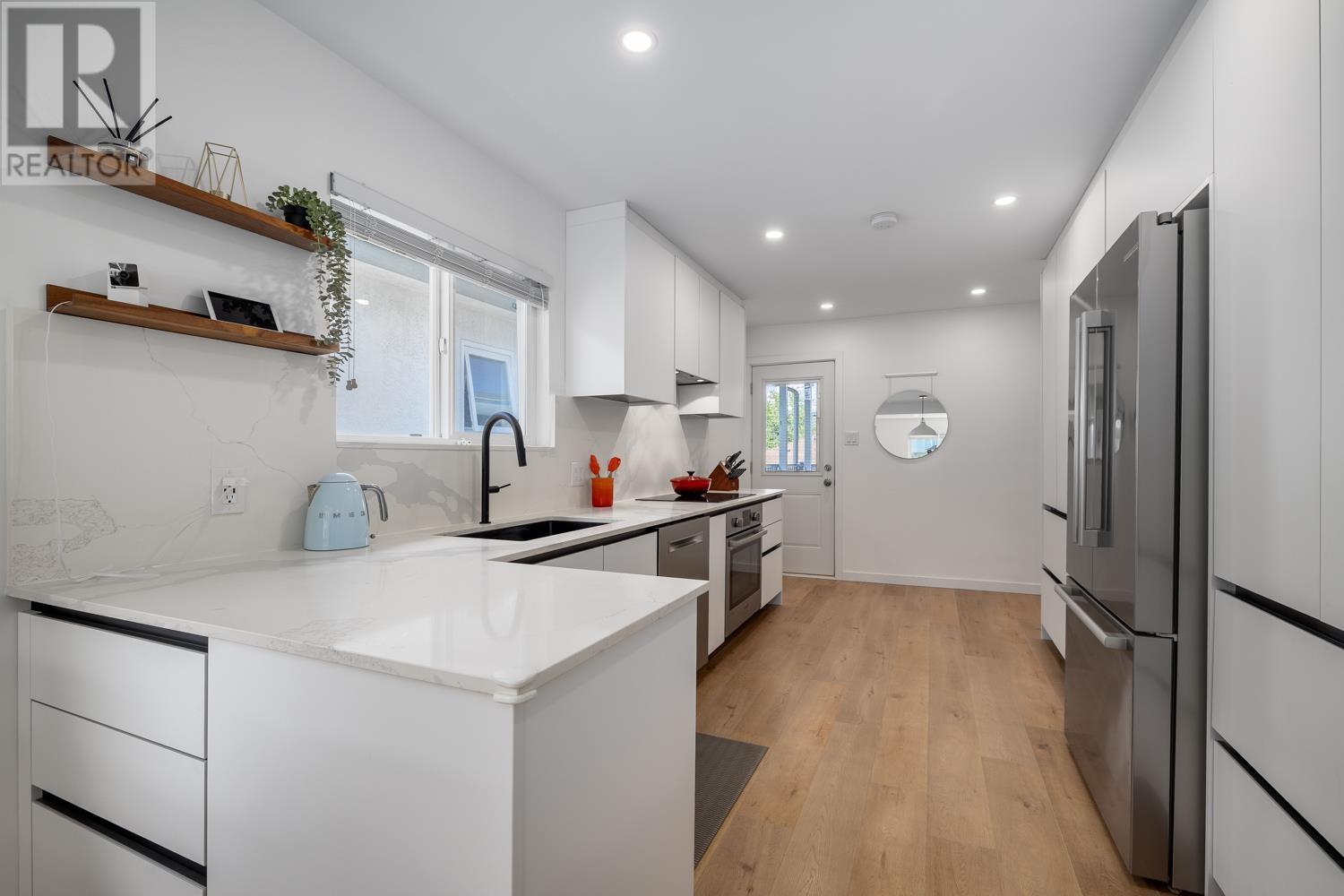 3151 E 23rd Avenue, Vancouver, British Columbia  V5R 1B4 - Photo 11 - R3012987