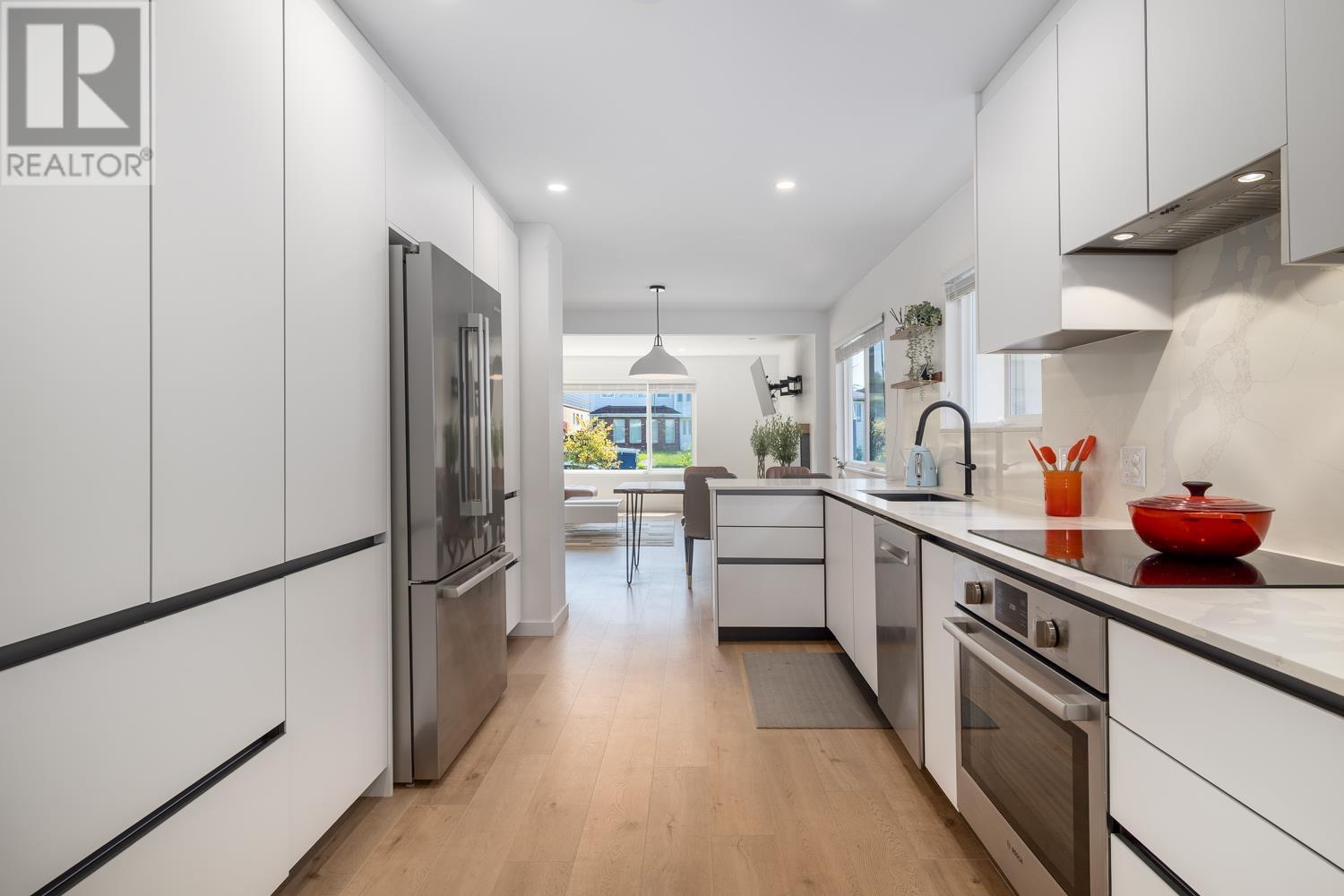 3151 E 23rd Avenue, Vancouver, British Columbia  V5R 1B4 - Photo 12 - R3012987