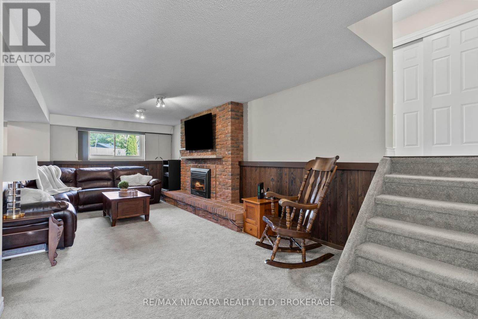 8410 Mundare Crescent, Niagara Falls (Chippawa), Ontario  L2G 7M5 - Photo 21 - X12207845