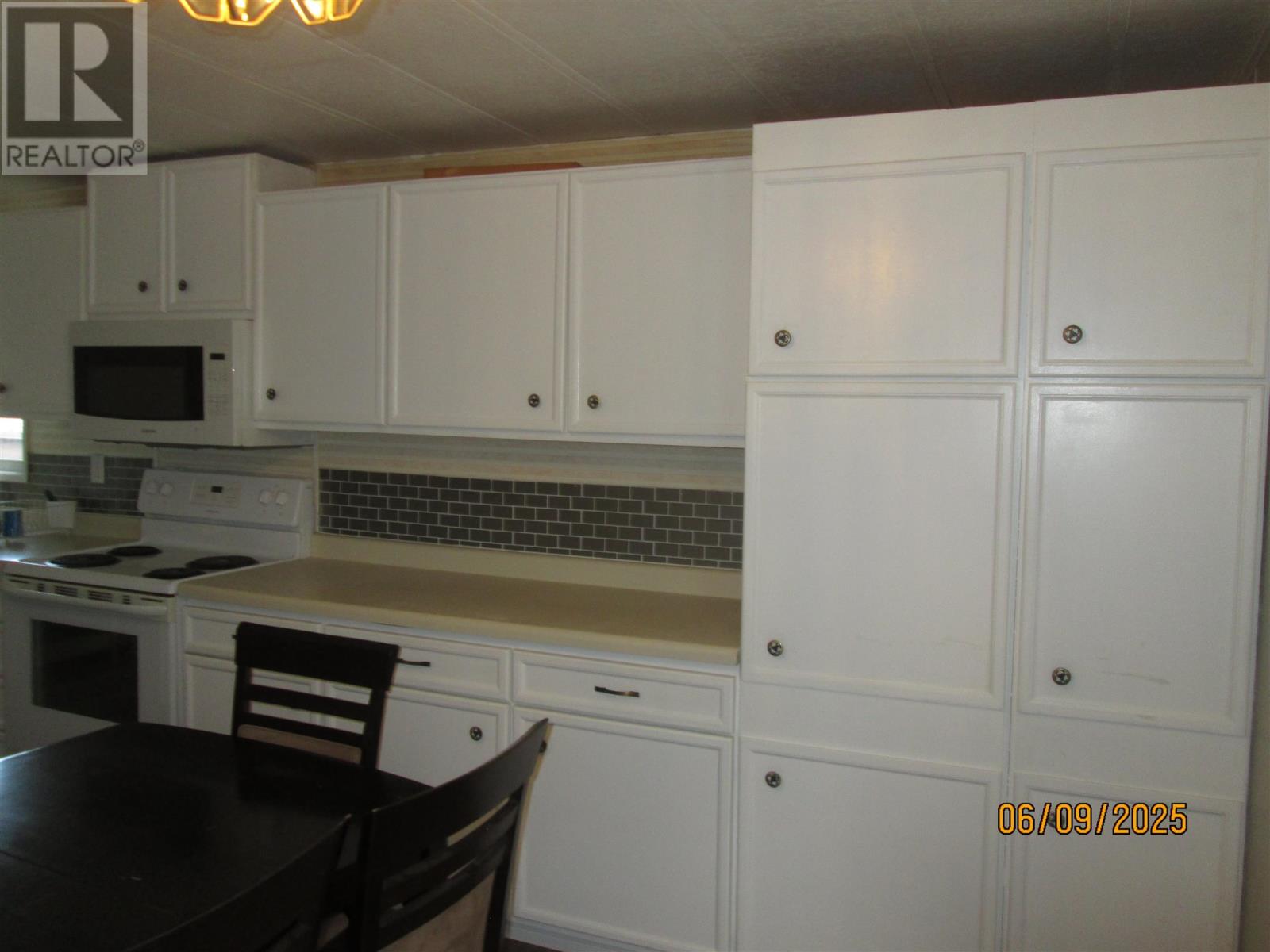 408 And 410 Colley Street, Ignace, Ontario  P0T 1T0 - Photo 8 - TB251597