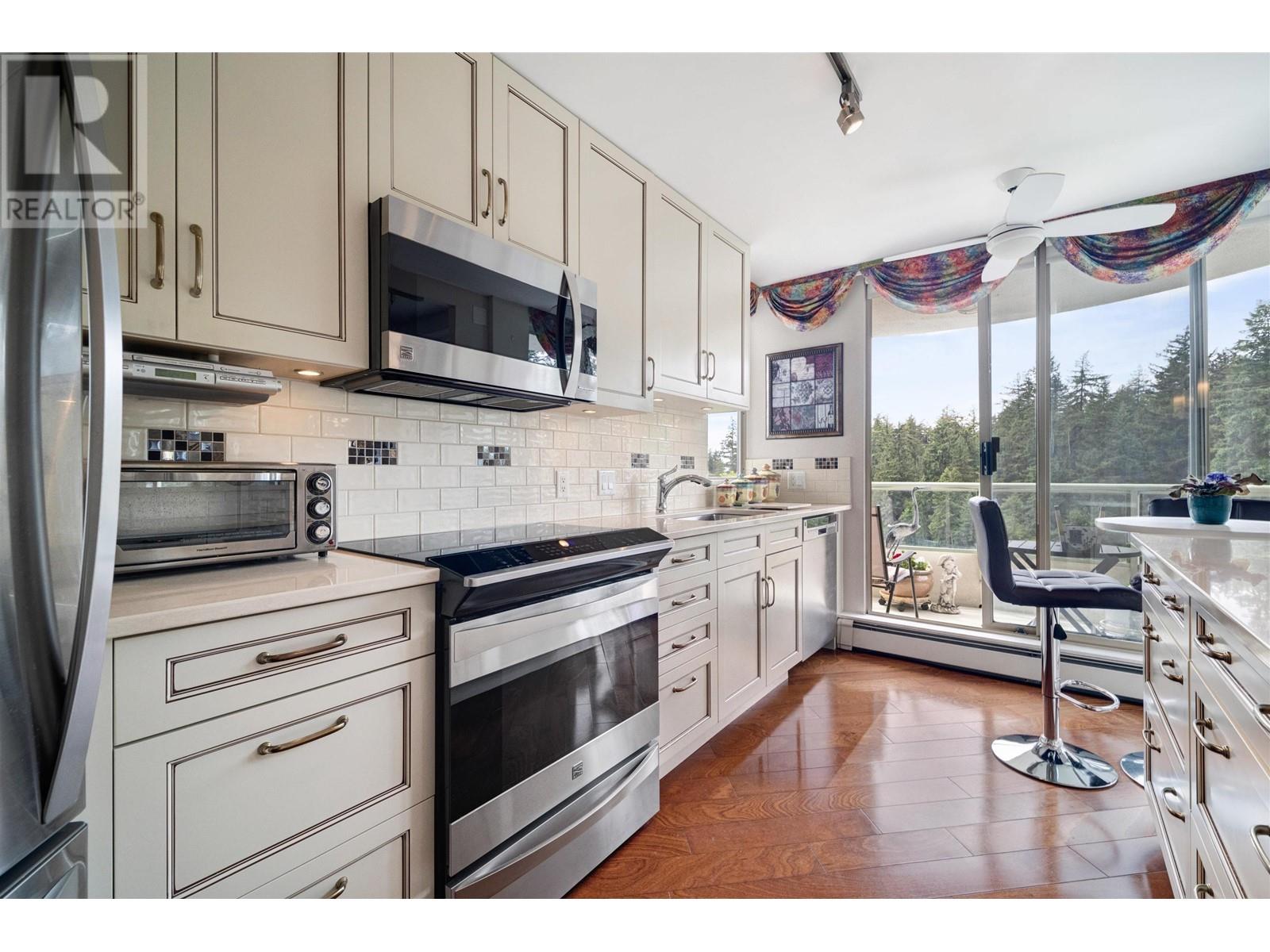 1003 6188 Patterson Avenue, Burnaby, British Columbia  V5H 2N1 - Photo 6 - R3013060