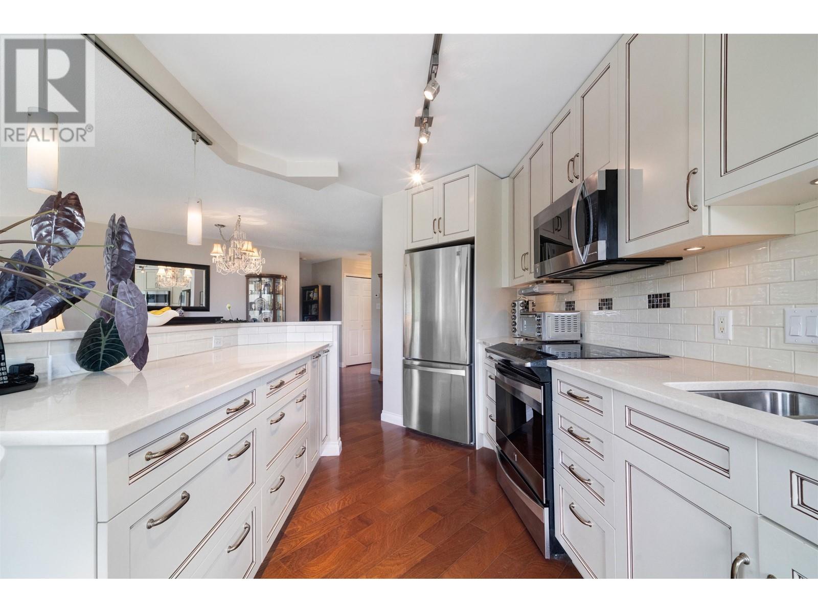 1003 6188 Patterson Avenue, Burnaby, British Columbia  V5H 2N1 - Photo 8 - R3013060