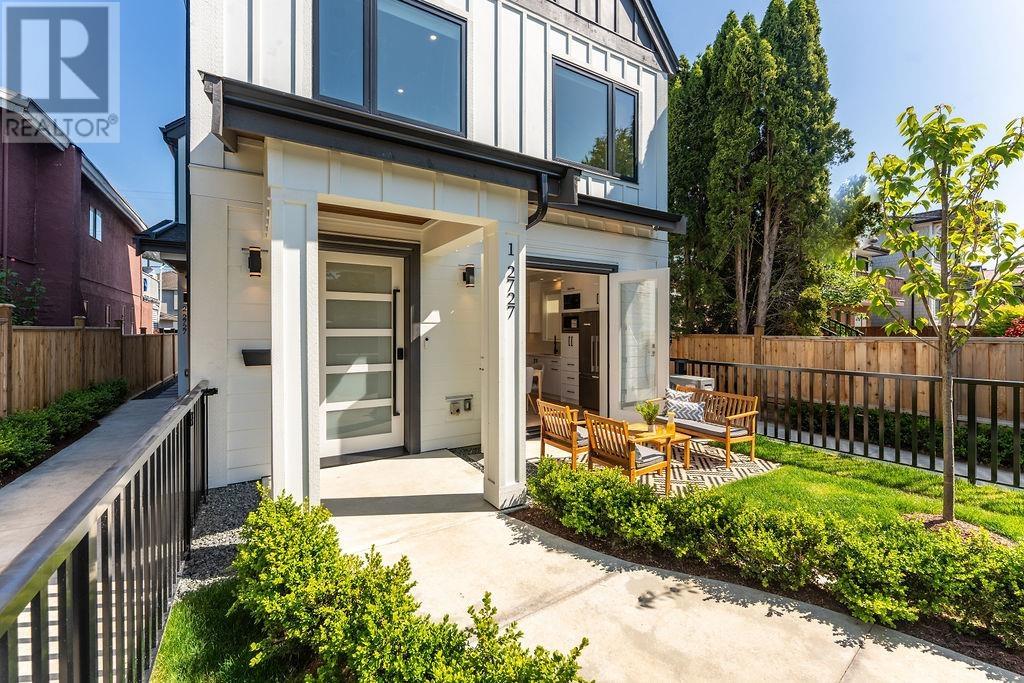1 2727 Parker Street, Vancouver, British Columbia  V5K 2T6 - Photo 2 - R3013067