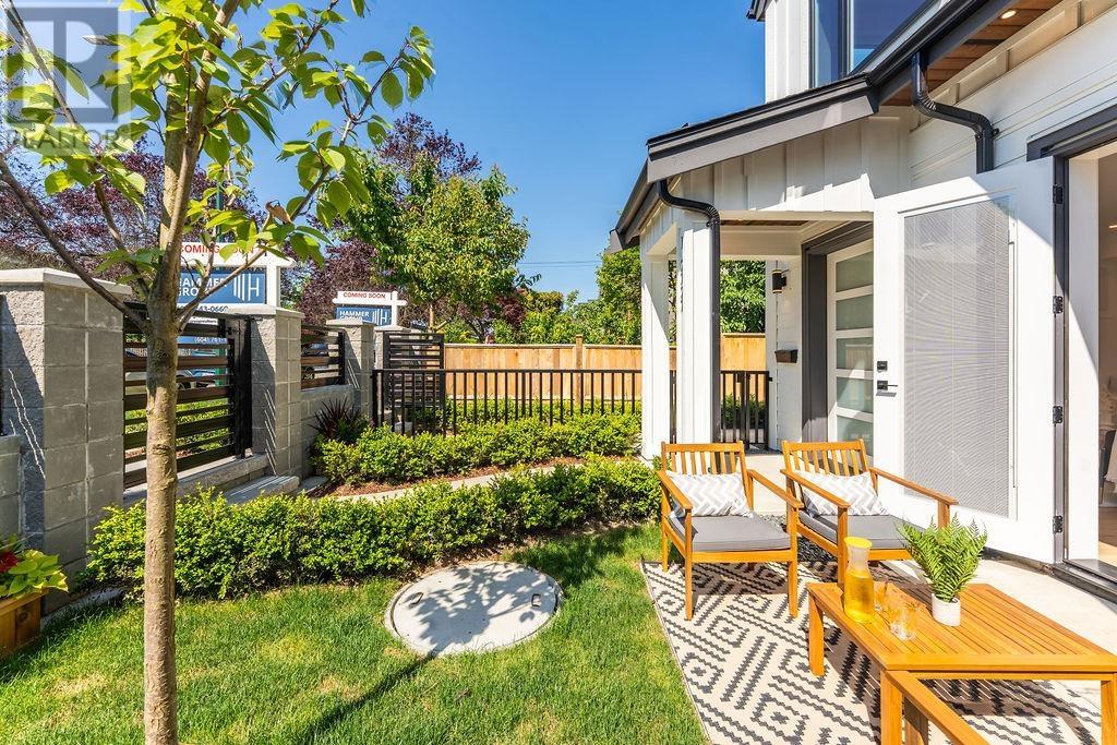 1 2727 Parker Street, Vancouver, British Columbia  V5K 2T6 - Photo 3 - R3013067
