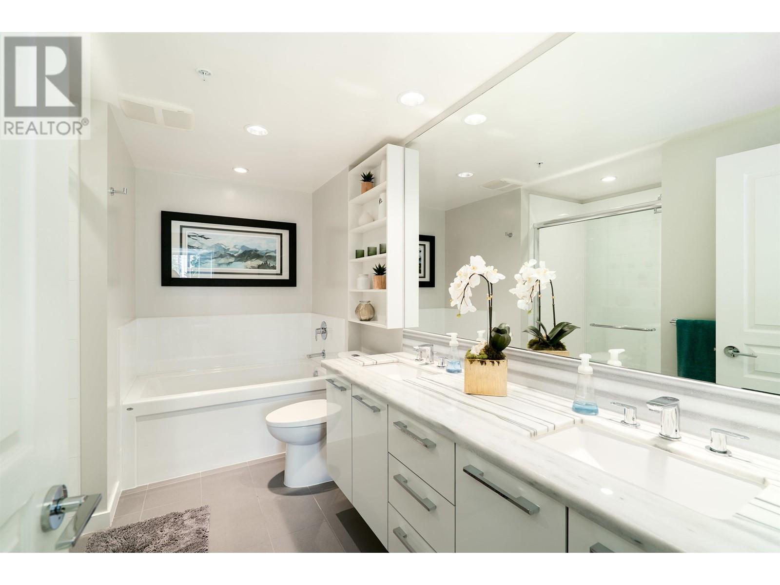 808 3093 Windsor Gate, Coquitlam, British Columbia  V3B 0N2 - Photo 21 - R3013093