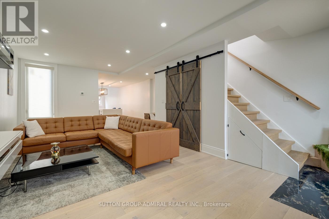 Main & 2nd Floor - 70 Carlaw Avenue, Toronto, Ontario  M4M 2R7 - Photo 4 - E12205950