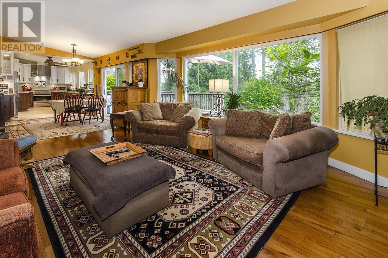 2541 Carnation Street, North Vancouver, British Columbia  V7H 1H6 - Photo 6 - R3013114